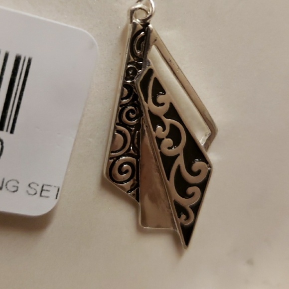 Necklace and earring set ... - Picture 2 of 5